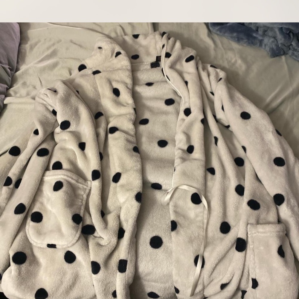 Victoria's Secret White and Black Polka Dot Robe
